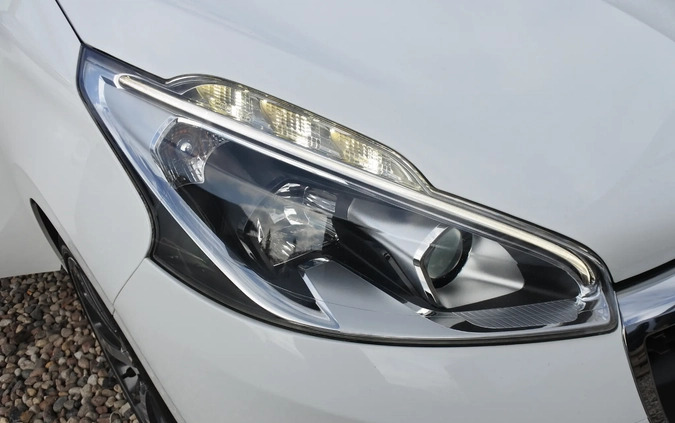 Peugeot 208 cena 31900 przebieg: 121000, rok produkcji 2015 z Białystok małe 407